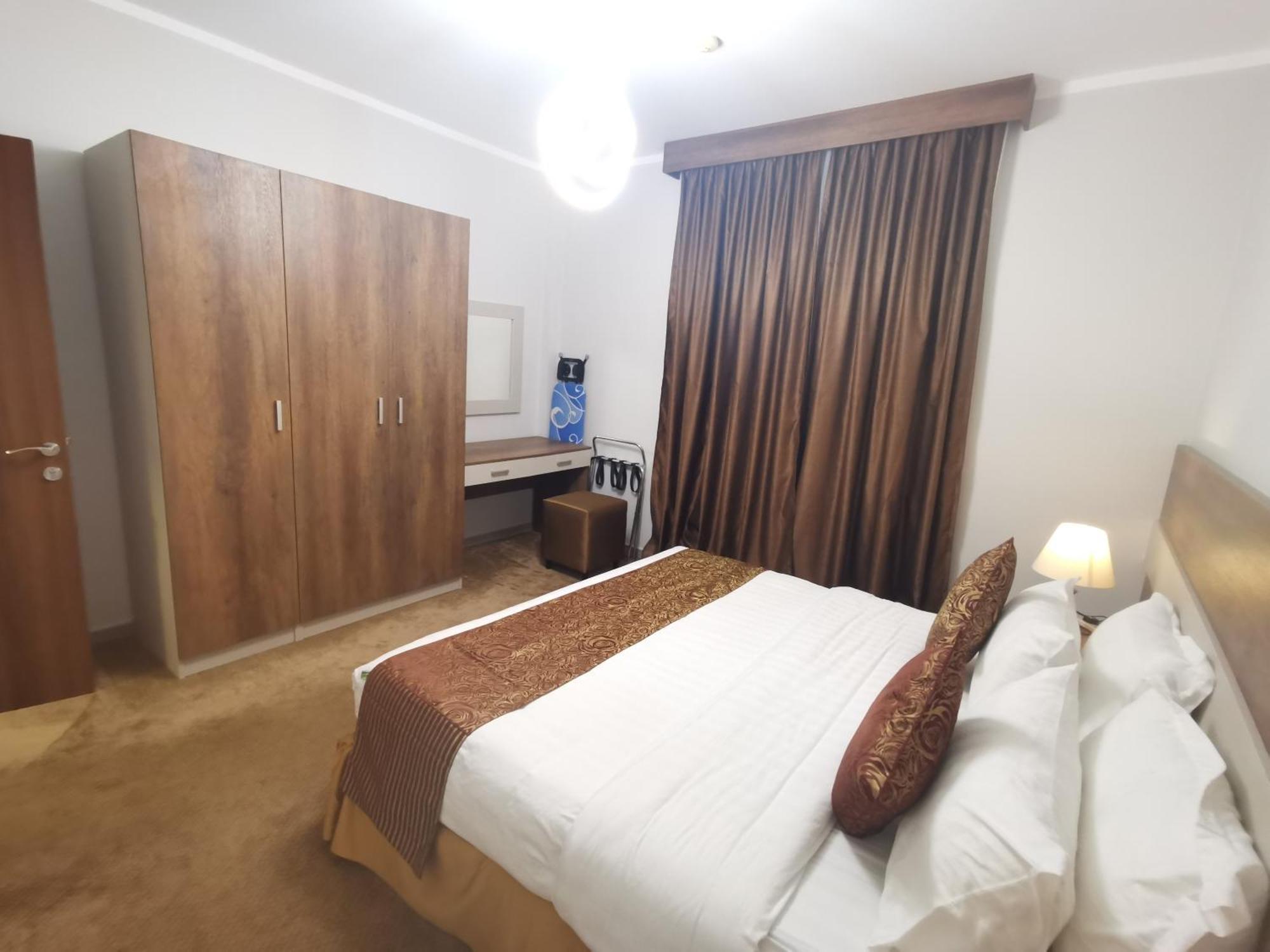 بيوت أدار - Adar Homes King Abdullah Economic City Phòng bức ảnh